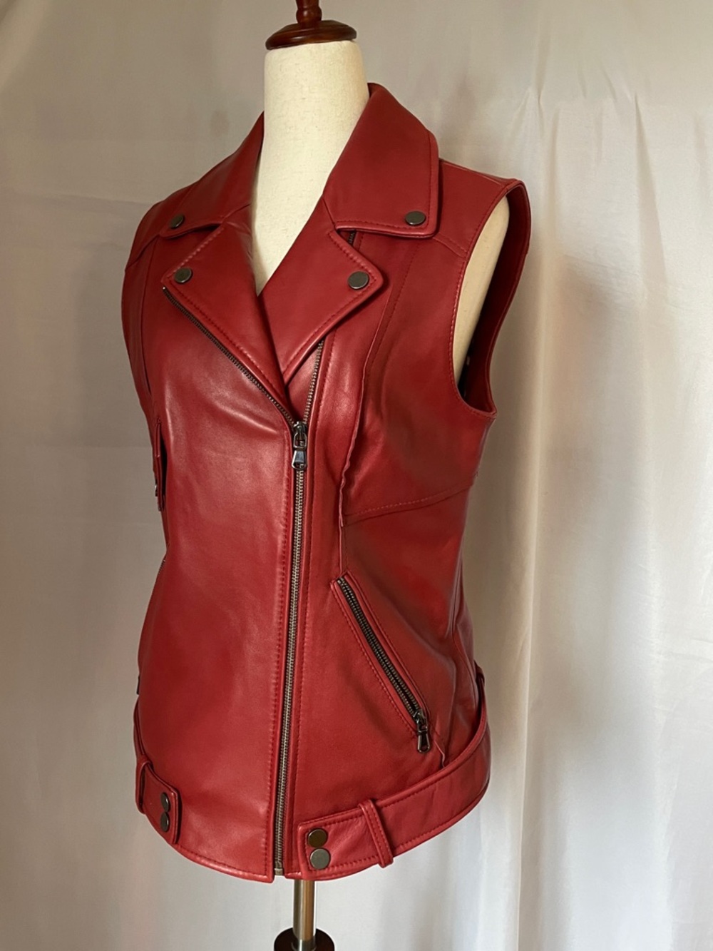 Caché leather vest, size M
